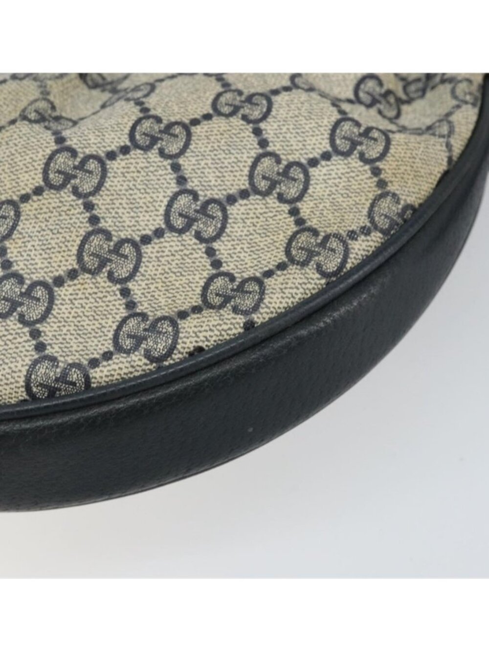 Authentic GUCCI GG Supreme Shoulder Bag PVC Navy Gold 41 02 058 - Picture 4 of 16